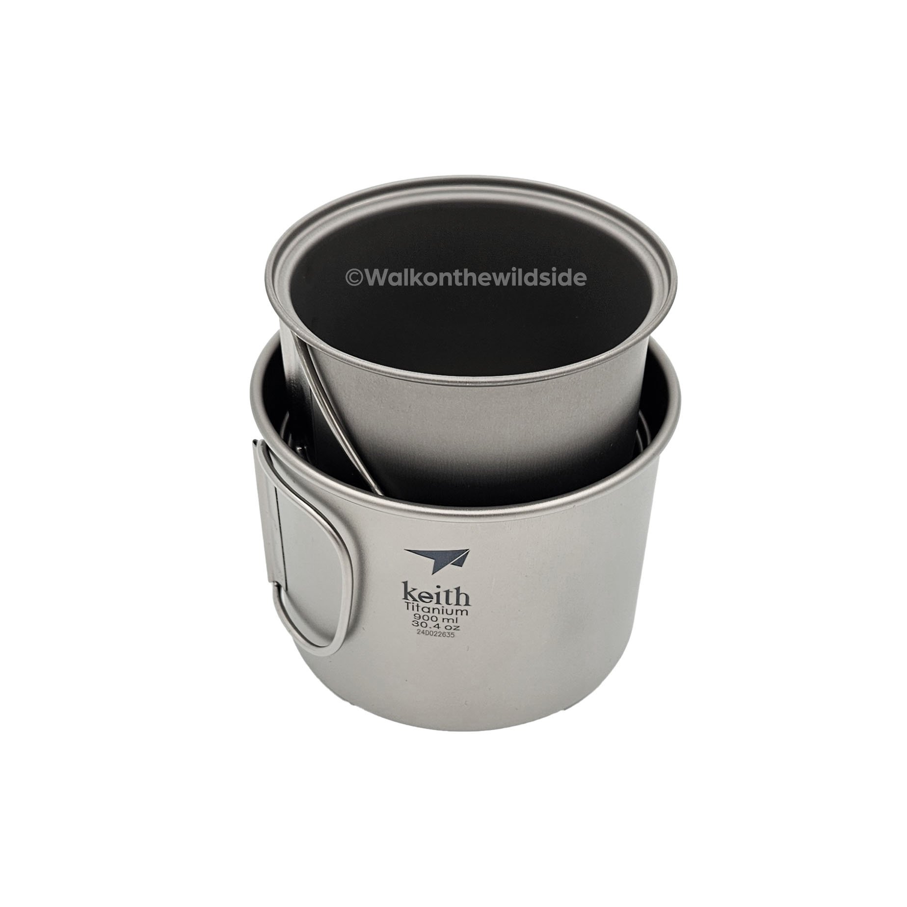 keith Titanium 900 ml Topf mit Snow Peak Mini Solo Kochset darin